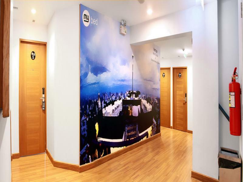 Mybed Sathorn Hotel Банкок Екстериор снимка